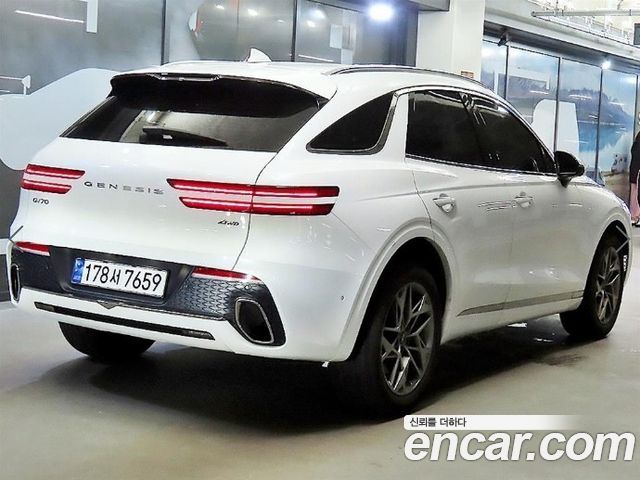 Genesis GV70 из Кореи Encar
