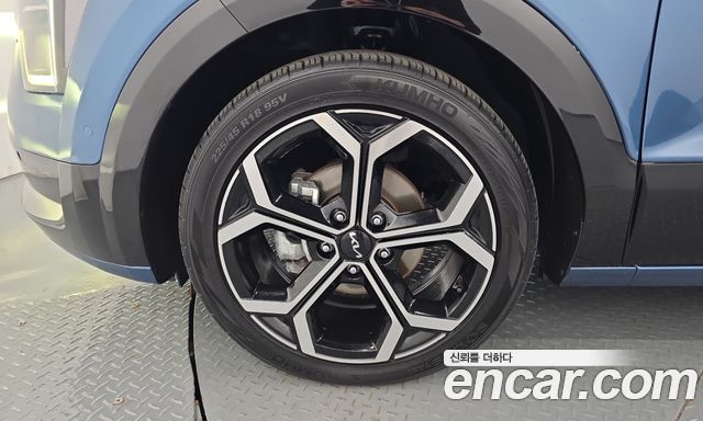 Kia Niro Signature — пробег 105 467 км — фото 5 из 5
