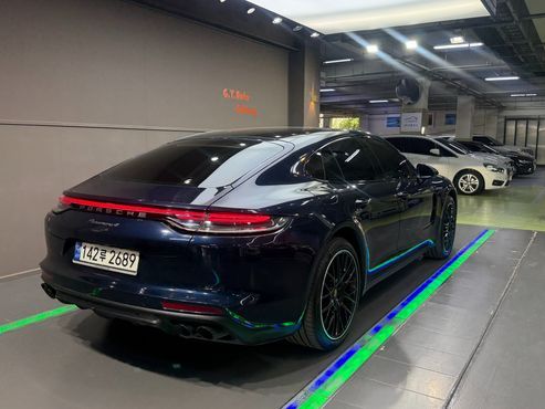 Porsche Panamera 2.9 AWD Platinum Edition — пробег 66 547 км — фото 3 из 5