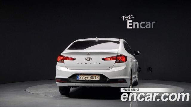 Hyundai AVANTE из Кореи Encar