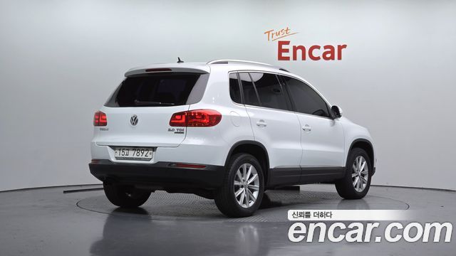 Volkswagen Tiguan из Кореи Encar