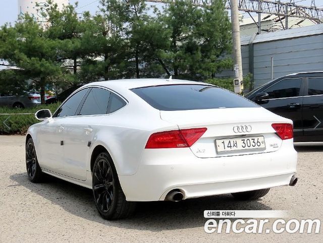 Audi A7 3.0 TFSI Quattro Dynamic 4G — пробег 208 984 км — фото 3 из 5