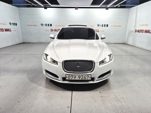Jaguar XF 2.2D Luxury X250 — пробег 120 900 км — фото 2 из 5