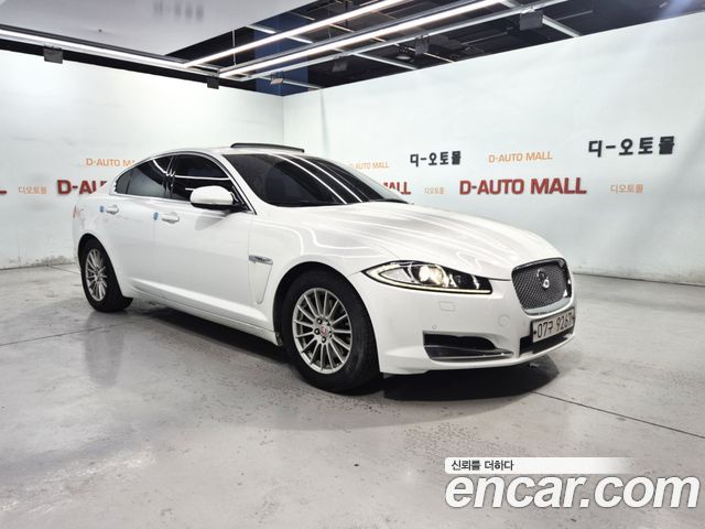 Jaguar XF 2.2D Luxury X250 — пробег 120 900 км — фото 5 из 5