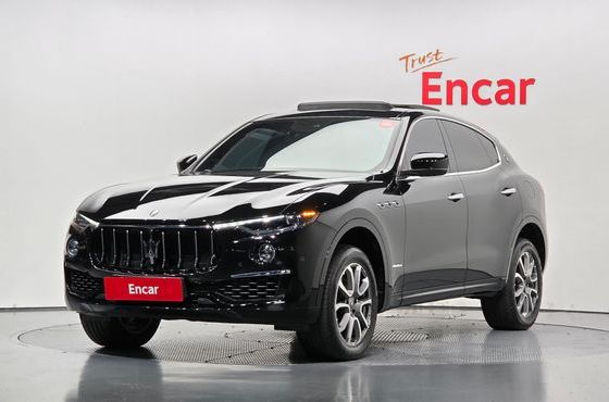 Maserati Levante 3.0 AWD GranLusso — пробег 56 156 км — фото 1 из 5