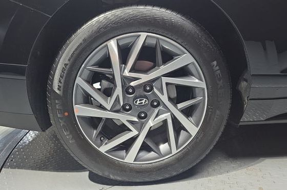 Hyundai Grandeur Exclusive — пробег 5 736 км — фото 5 из 5