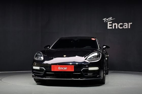 Porsche Panamera 4.0 GTS — пробег 79 547 км — фото 3 из 5