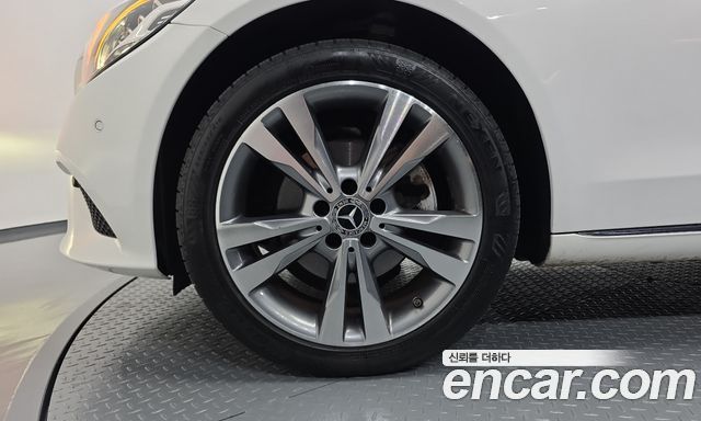 Mercedes-Benz C-Class из Кореи Encar
