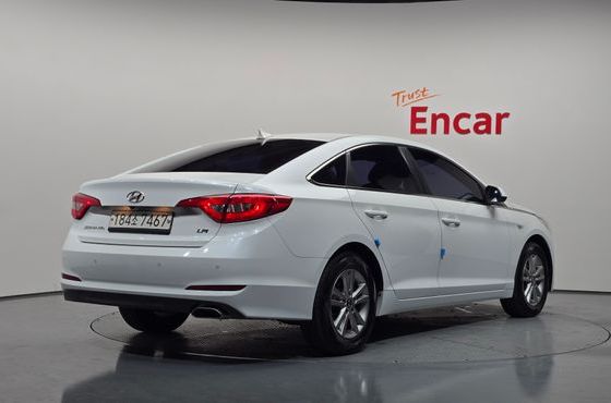 Hyundai Sonata LPI Smart — пробег 254 352 км — фото 2 из 5