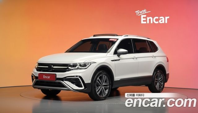 Volkswagen Tiguan 2.0 TSI Prestige — пробег 64 808 км — фото 1 из 5