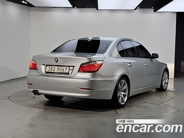 BMW 5-Series 535i Sedan — пробег 32 084 км — фото 4 из 5