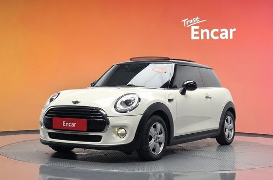 Mini Cooper Standard 3rd — пробег 156 393 км — фото 1 из 5