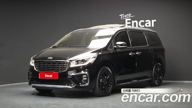 Kia Carnival 7-Seater Limousine President — пробег 67 883 км — фото 1 из 5