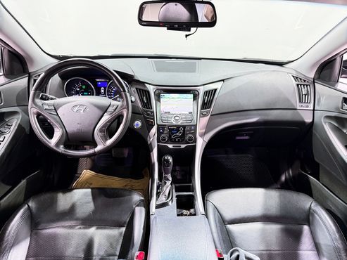 Hyundai Sonata 2.0 Premier — пробег 182 025 км — фото 4 из 5