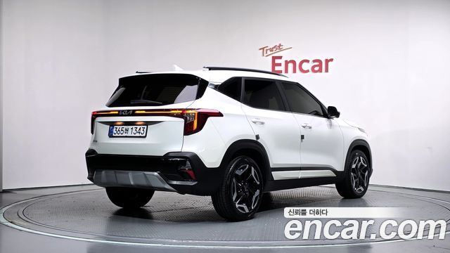 Kia Seltos из Кореи Encar