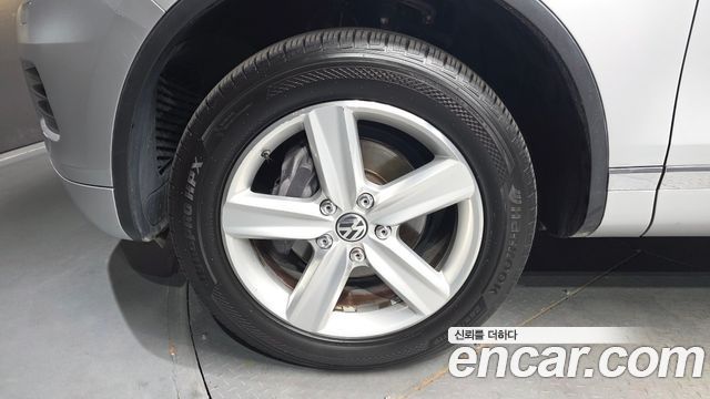 Volkswagen Touareg V6 3.0 TDI Bluemotion 7P5 — пробег 134 213 км — фото 5 из 5