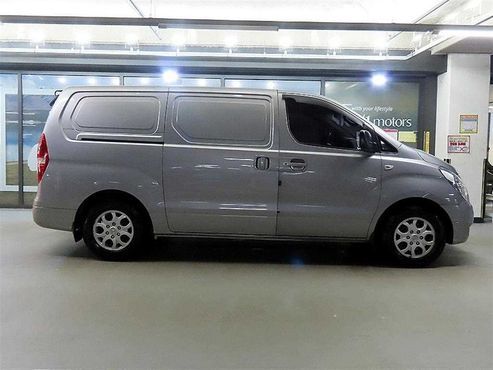 Hyundai Starex 3-Seater VAN CVX Luxury — пробег 263 274 км — фото 3 из 5