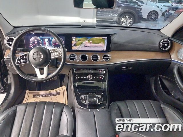 Mercedes-Benz E-Class из Кореи Encar