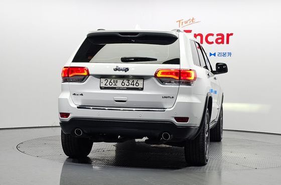 Jeep Cherokee 3.6 Limited WK2 — пробег 87 988 км — фото 4 из 5