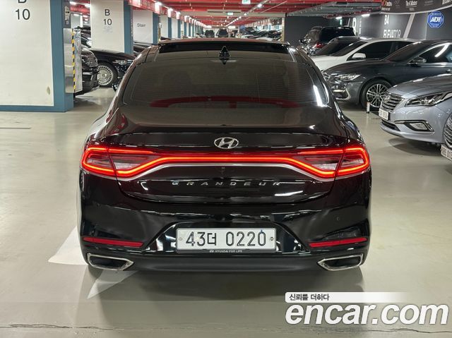 Hyundai Grandeur из Кореи Encar