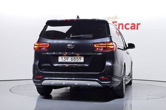 Kia Carnival 9-Seater Noblesse — пробег 86 439 км — фото 4 из 5