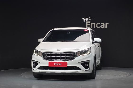 Kia Carnival 9-Seater Luxury — пробег 163 037 км — фото 3 из 5