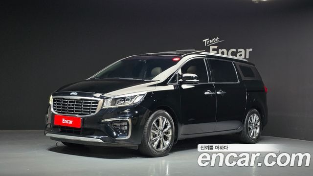 Kia Carnival Gasoline 9-Seater Noblesse Special — пробег 30 379 км — фото 1 из 5