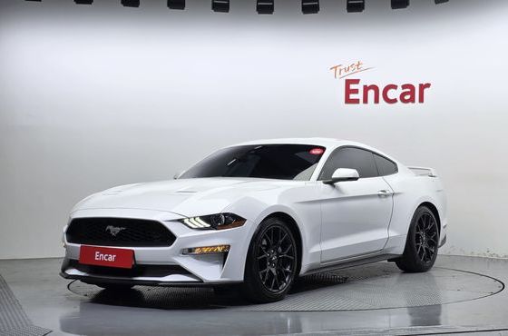 Ford Mustang Coupe — пробег 158 059 км — фото 1 из 5