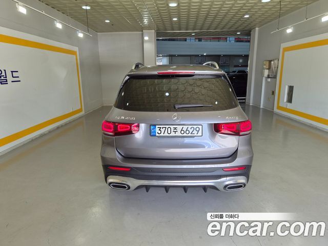 Mercedes-Benz GLB-Class GLB250 4MATIC — пробег 47 000 км — фото 5 из 5
