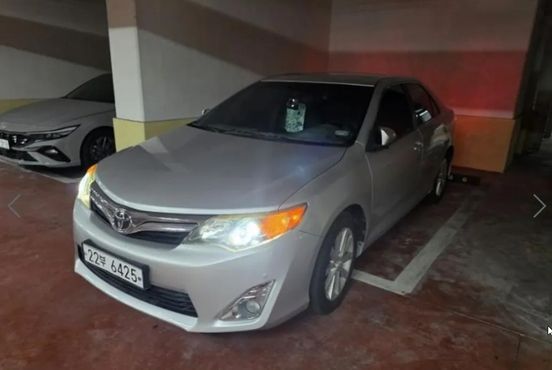 Toyota Camry 2.5 XLE — пробег 127 769 км — фото 1 из 5