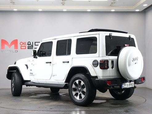 Jeep Wrangler 2.0 Overland Power Top 4Door — пробег 37 581 км — фото 3 из 5