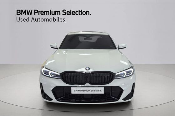 BMW 3-Series 320i M Sport — пробег 2 439 км — фото 3 из 5