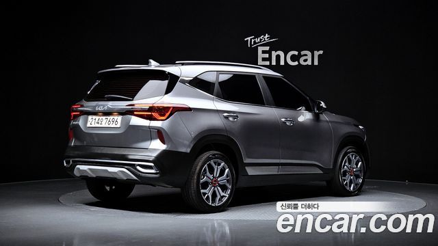 Kia Seltos из Кореи Encar