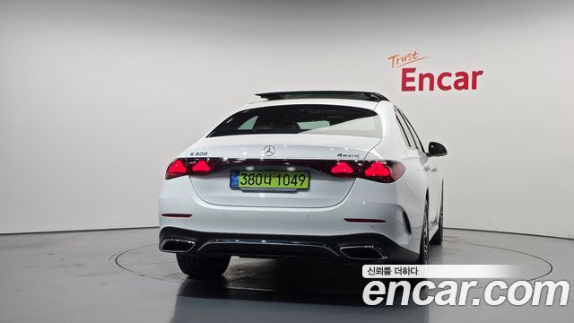 Mercedes-Benz E-Class E300 4MATIC AMG Line — пробег 1 170 км — фото 4 из 5