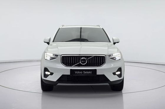 Volvo XC40 B4 Ultra Bright — пробег 8 163 км — фото 2 из 5