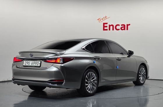 Lexus ES Executive — пробег 89 463 км — фото 2 из 5