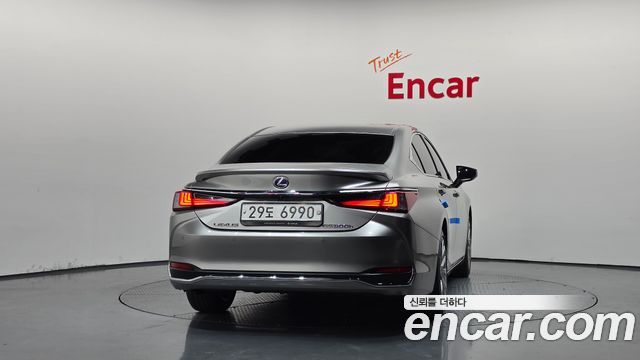 Lexus ES из Кореи Encar