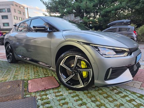 Kia EV6 GT 4WD — пробег 17 500 км — фото 3 из 5