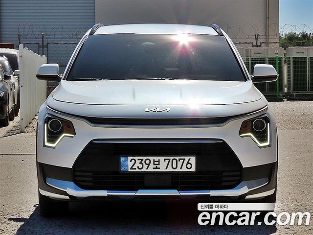 Kia Niro Prestige — пробег 55 748 км — фото 3 из 5
