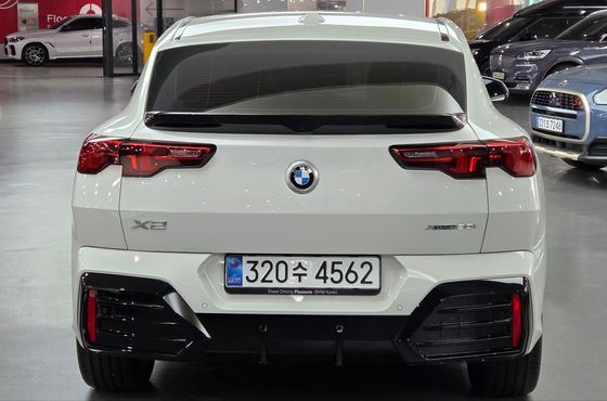 BMW X2 (F39) xDrive 20i M Sport — пробег 10 025 км — фото 4 из 5