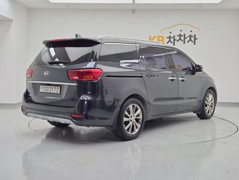 Kia Carnival 9-Seater Prstige — пробег 173 855 км — фото 4 из 5