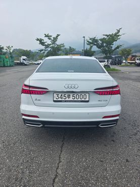Audi A6 40 TDI — пробег 65 603 км — фото 4 из 5