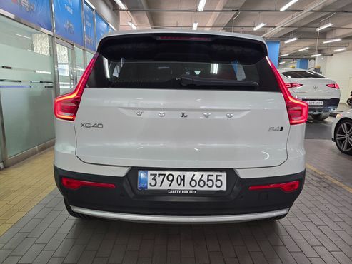 Volvo XC40 B4 Ultra Bright — пробег 8 515 км — фото 5 из 5