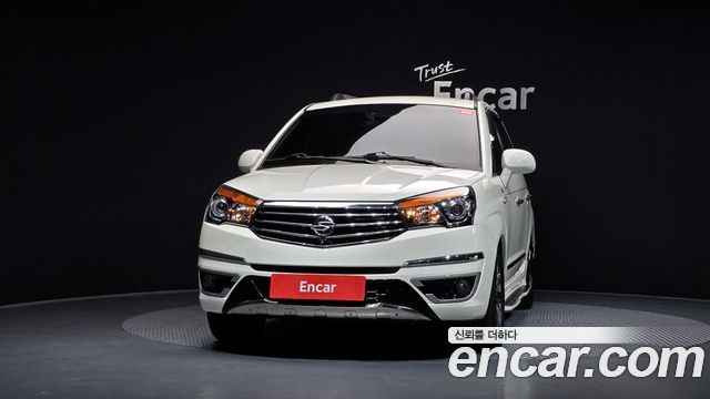 Ssangyong KORANDO 4WD RX 9-seater — пробег 55 241 км — фото 3 из 5
