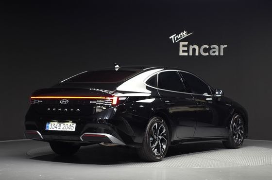 Hyundai Sonata 2.0 Premium — пробег 17 598 км — фото 2 из 5