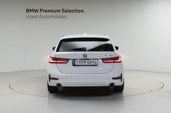BMW 3-Series 320d Touring Luxury — пробег 78 324 км — фото 4 из 5