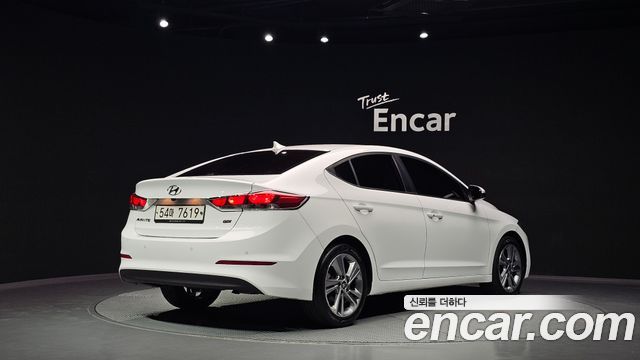 Hyundai AVANTE из Кореи Encar