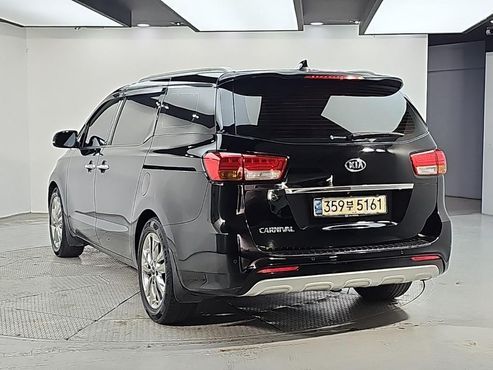 Kia Carnival 9-seater Noblesse — пробег 312 489 км — фото 3 из 5