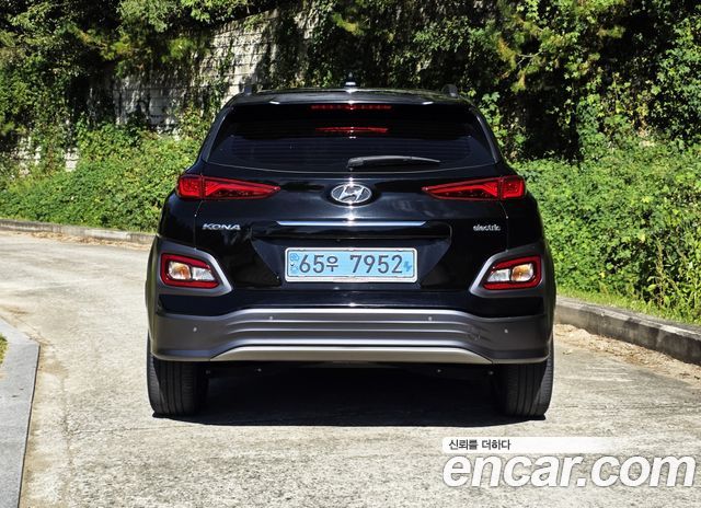 Hyundai Kona Premium — пробег 192 010 км — фото 5 из 5