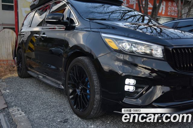 Kia Carnival из Кореи Encar